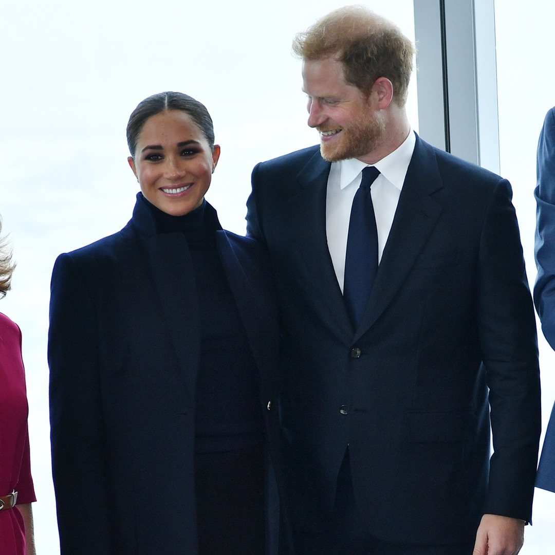 Prince Harry’s Briefcase Features the Most Adorable Nod to Son Archie - E! Online - NewsOpener Prince Harry’s Briefcase Features the Most Adorable Nod to Son Archie - E! Online